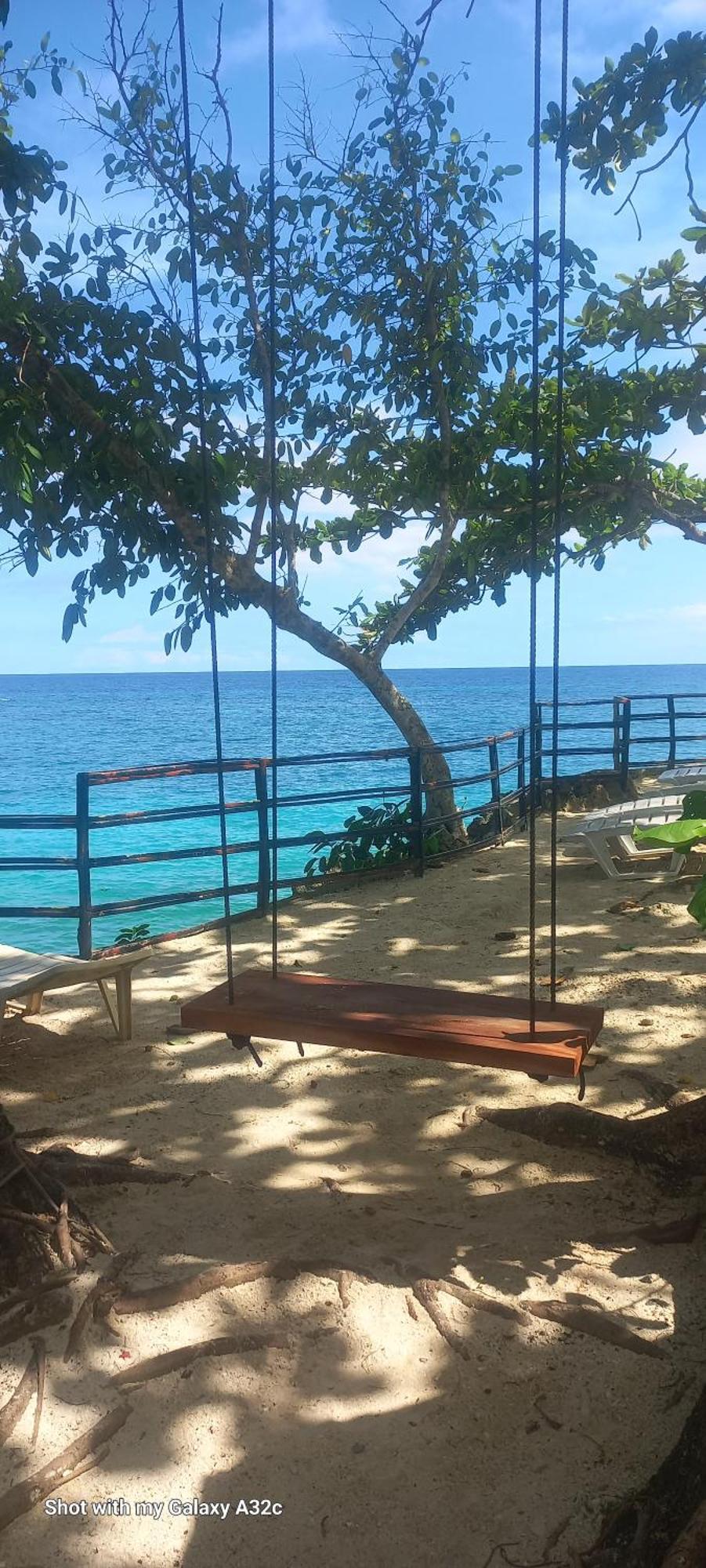 Anda Poseidon'S Beach Resort Экстерьер фото